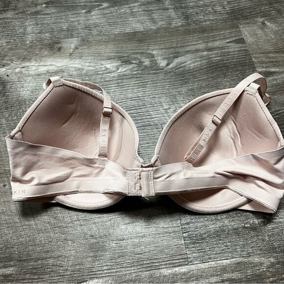 Danskin Intimates Bra Size 38C - Picture 4 of 5